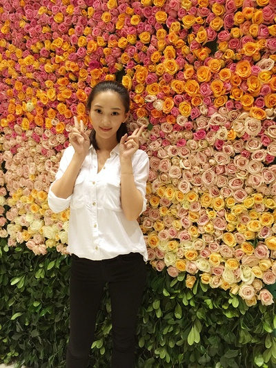 杨婧的写真-http://www.cnr.cn/gsg...