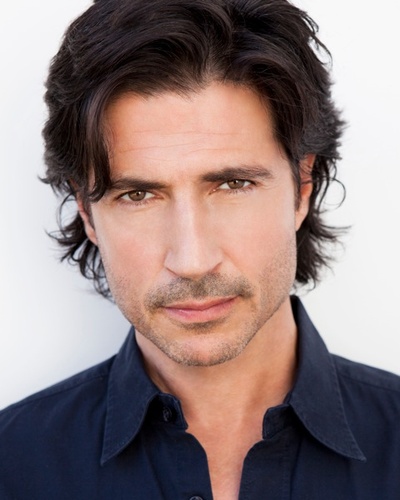 比利·沃斯的写真