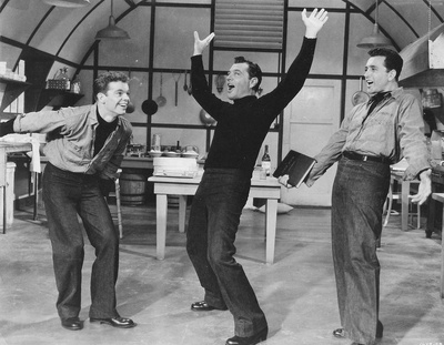 托尼·马丁的写真-欢歌舞魅 Hit the Deck ...