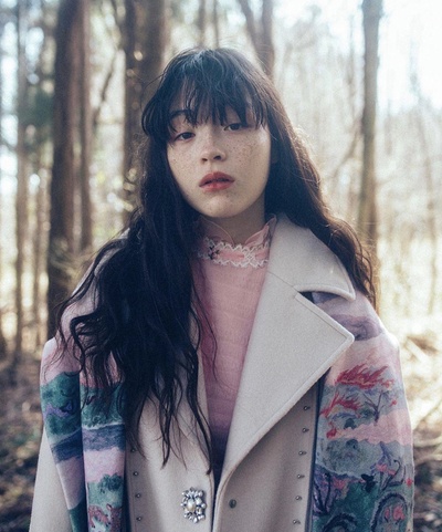 莫托拉·世理奈的写真