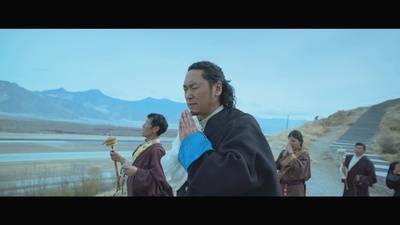 仁青顿珠的写真-《中國機長》