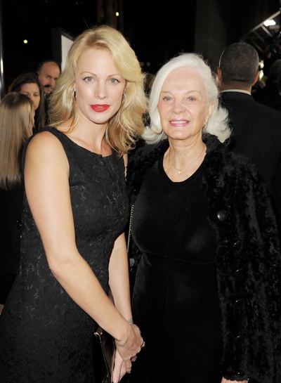 艾莉森·伊斯特伍德的写真