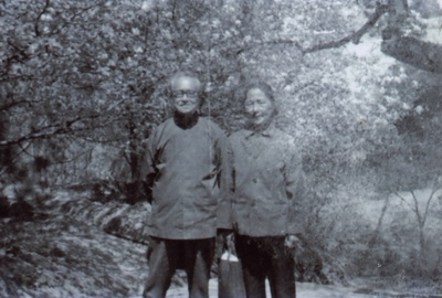 沈从文的写真-1976年北京地震张兆...