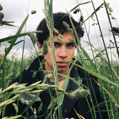 Ajay Friese的写真