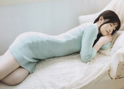 久保史绪里的写真