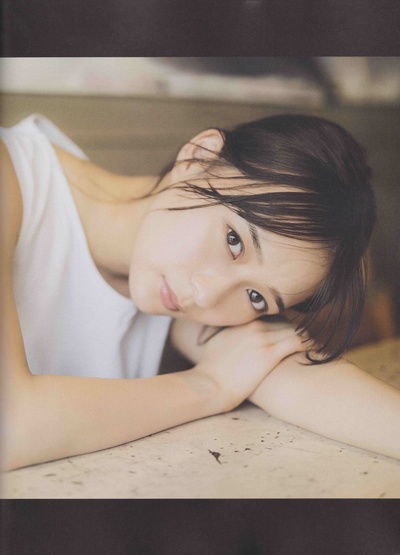 铃木绚音的写真