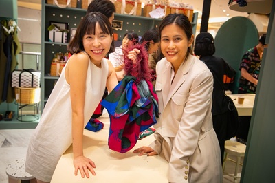 帕查·朋皮雷亚的写真