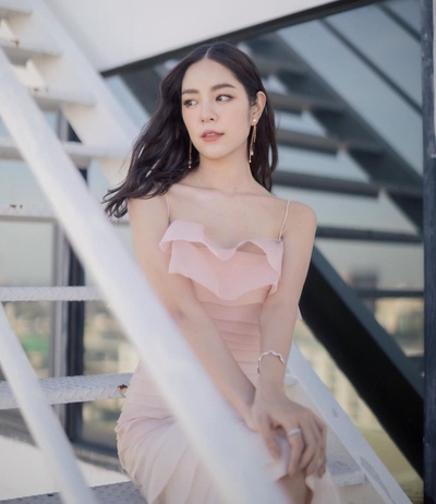 淳妮苷·内醉的写真