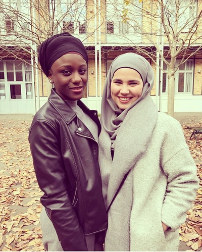 阿萨·西拉的写真