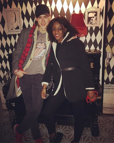 阿萨·西拉的写真