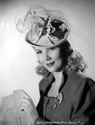 薇达·安·伯格的写真