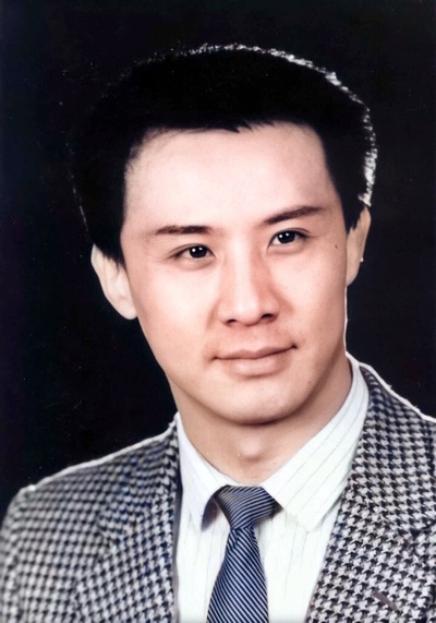 言兴朋的写真-黑白照AI技术修复上色...