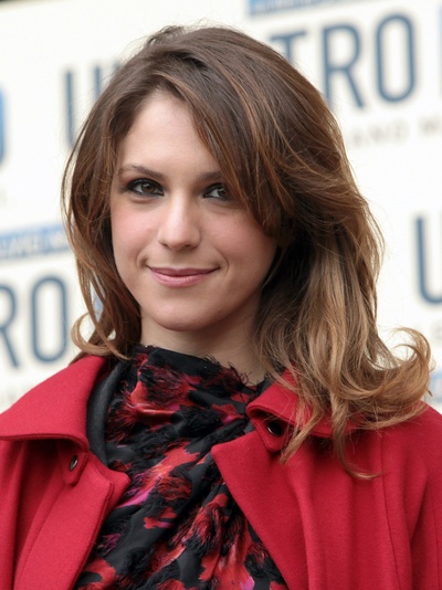 伊莎贝拉·拉贡内瑟的写真