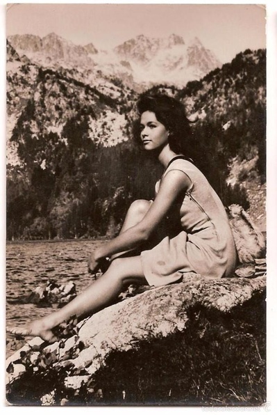 让娜·瓦莱丽的写真