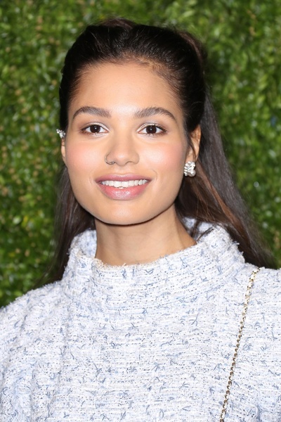 海伦娜·霍华德的写真