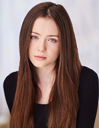 海莉·基特尔的写真