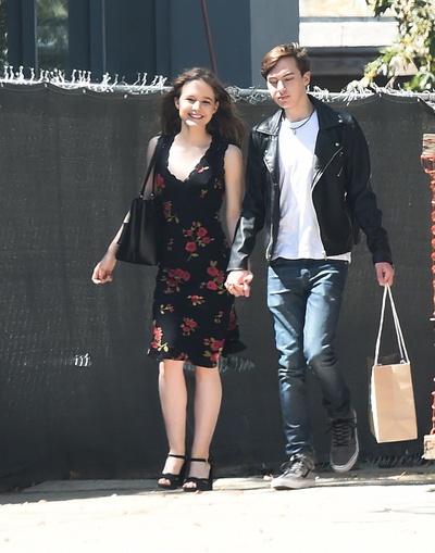 海登·拜尔利的写真