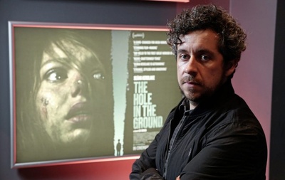 李·克罗宁的写真