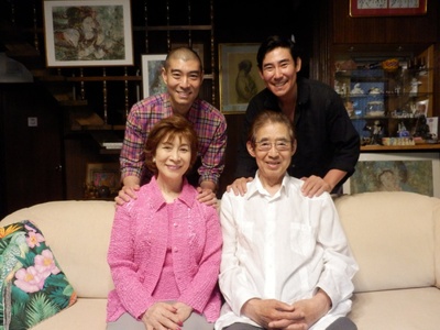 高岛忠夫的写真-（前列左から）寿美花...