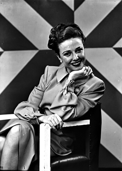 拉雷恩·黛的写真