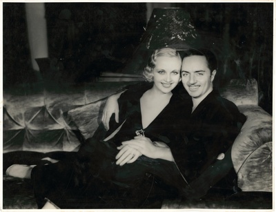 威廉·鲍威尔的写真