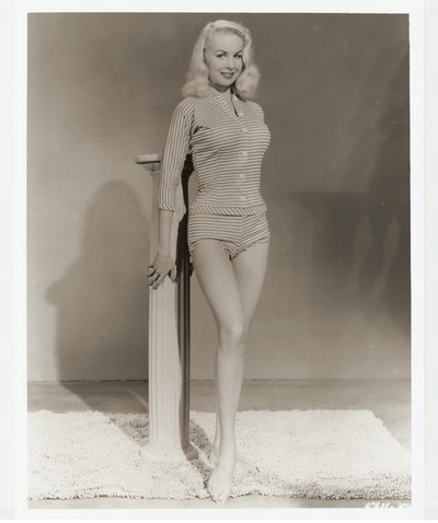 乔伊·兰辛的写真