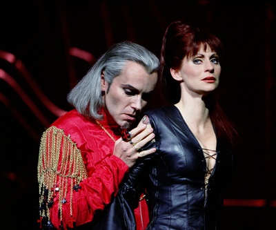 琵雅·道韦斯的写真