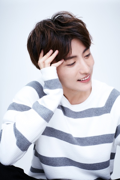 金泳三的写真-宣传照