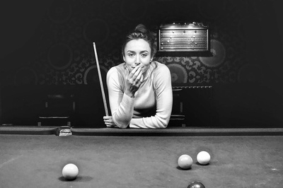 迪尔德丽·穆林斯的写真