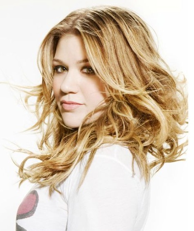 凯莉·克拉克森的写真-瘦过。。