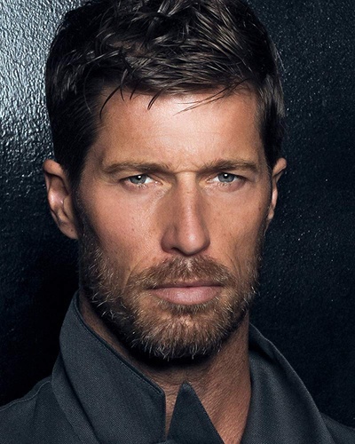 里比·希利斯的写真