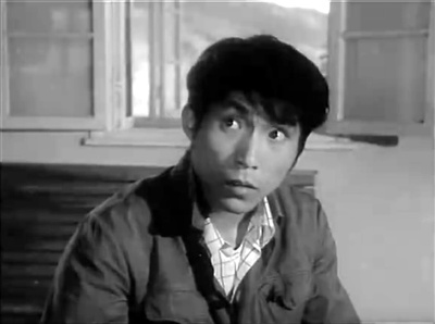 杨凯旋的写真-《405谋杀案》阿三