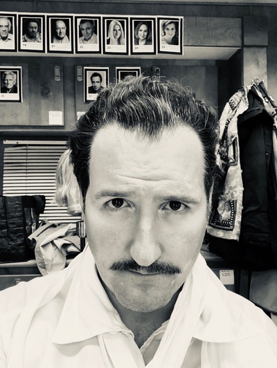 约翰·霍林沃思的写真