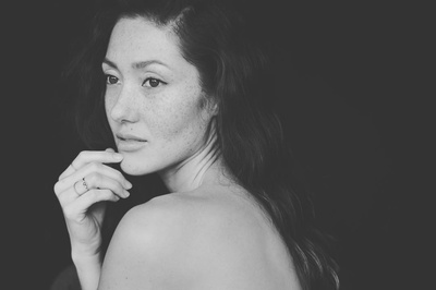 艾莉亚·马佐尔夫的写真