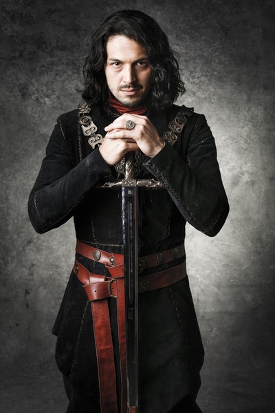 罗穆卢·埃斯特雷拉的写真