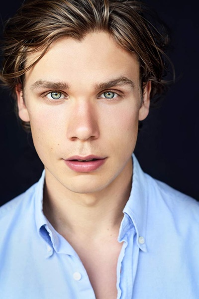 肖恩·德伯纳的写真