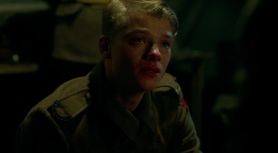 汤姆·里斯哈里斯的写真-2012《队列之末》