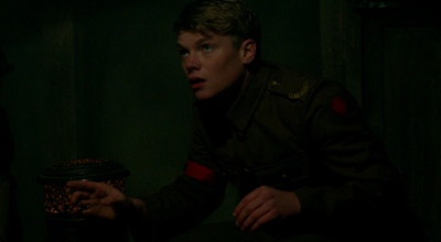 汤姆·里斯哈里斯的写真-2012《队列之末》O F...