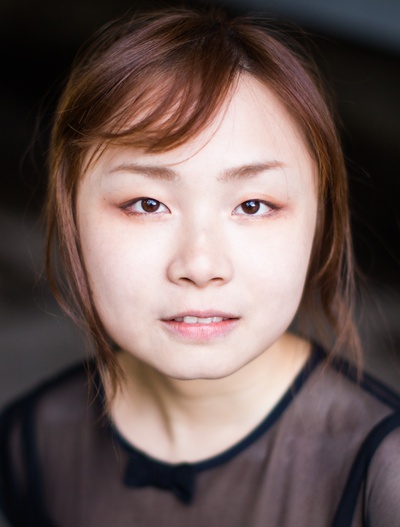 何梦琪的写真-Credit:  Natayal Chagr...