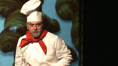 奥维度·尼库勒斯库的写真