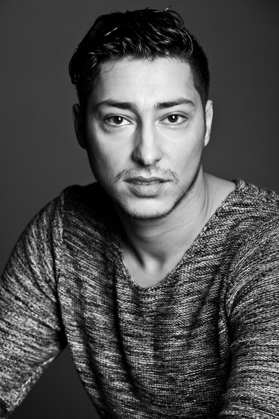 马蒙·埃尔尤努西的写真