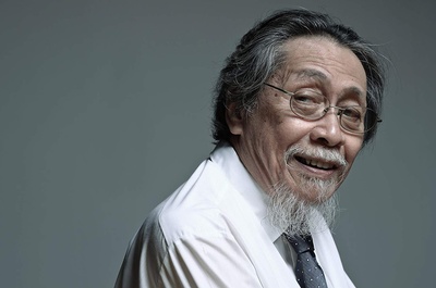 约尼·甘博亚的写真