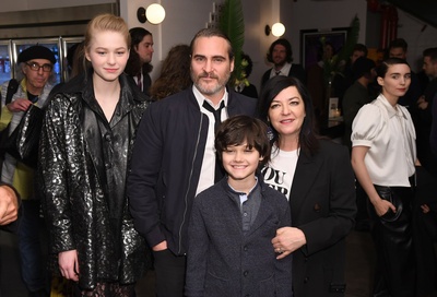 但丁·佩雷拉-奥尔森的写真