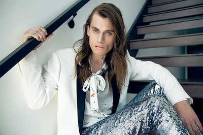 哈利·海因斯的写真