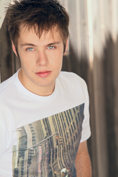 马修·法黑的写真