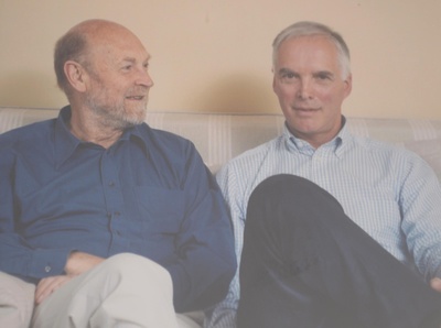 朱利安·米契的写真-与伴侣Richard Rows...