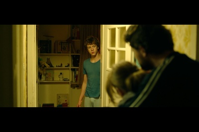 乔纳斯·霍登里德尔的写真-对不起我有罪