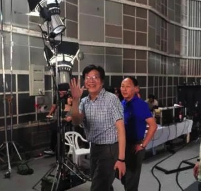 夏伟亮的写真-夏伟亮导演在片场