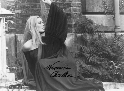 维罗妮卡·卡尔森的写真