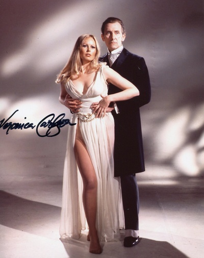 维罗妮卡·卡尔森的写真